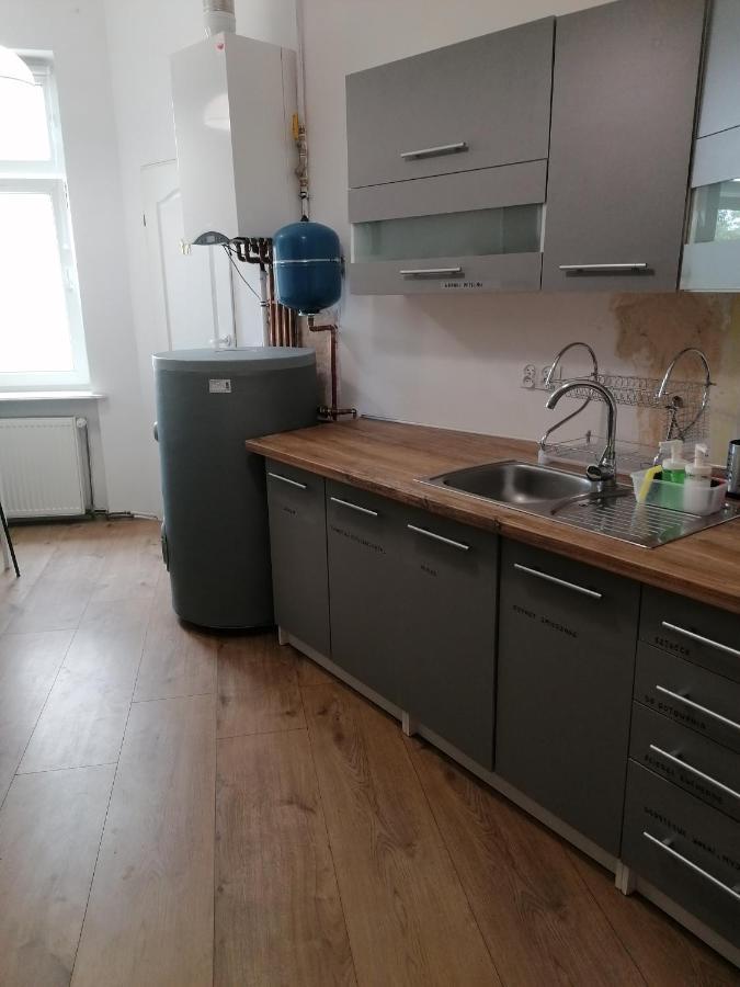 Hostel Tulip - Pokoj 5 Ze Wspolna Lazienka I Kuchnia Szczecin Ngoại thất bức ảnh