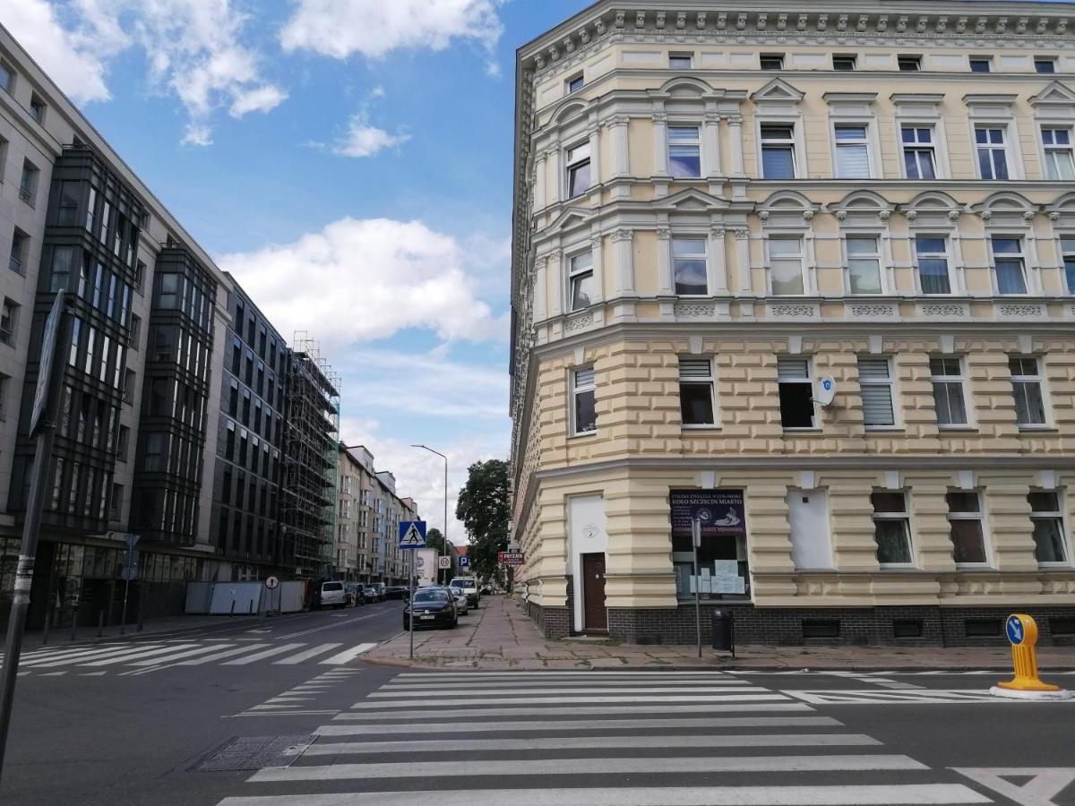 Hostel Tulip - Pokoj 5 Ze Wspolna Lazienka I Kuchnia Szczecin Ngoại thất bức ảnh