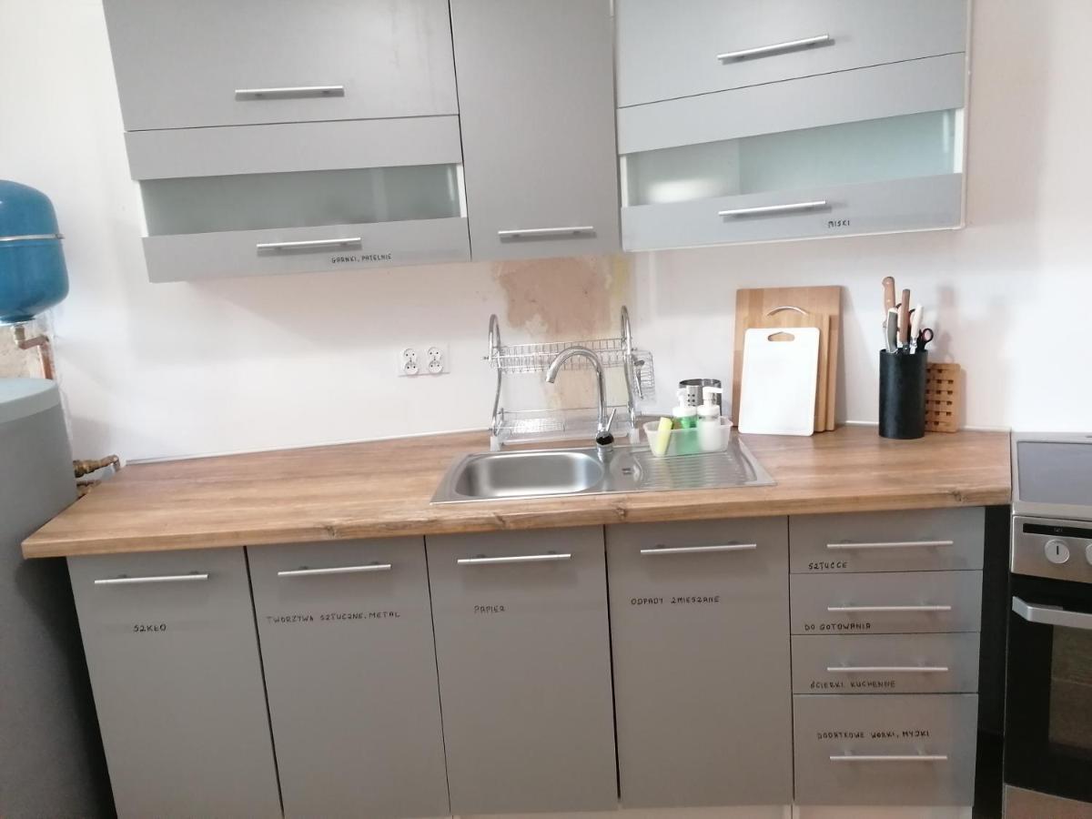 Hostel Tulip - Pokoj 5 Ze Wspolna Lazienka I Kuchnia Szczecin Ngoại thất bức ảnh