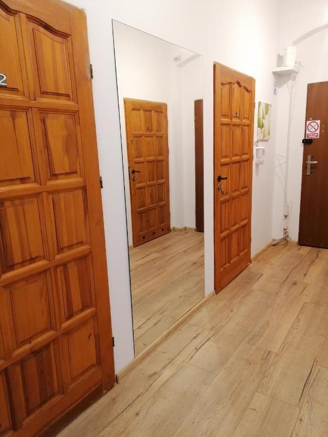 Hostel Tulip - Pokoj 5 Ze Wspolna Lazienka I Kuchnia Szczecin Ngoại thất bức ảnh